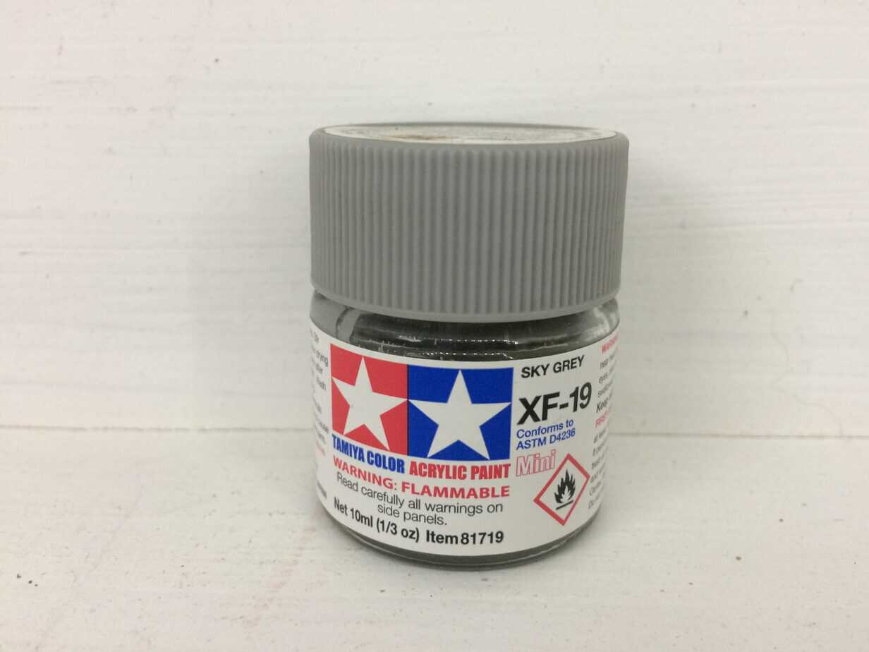 Tamiya Color Acrylic Sky Grey XF-19