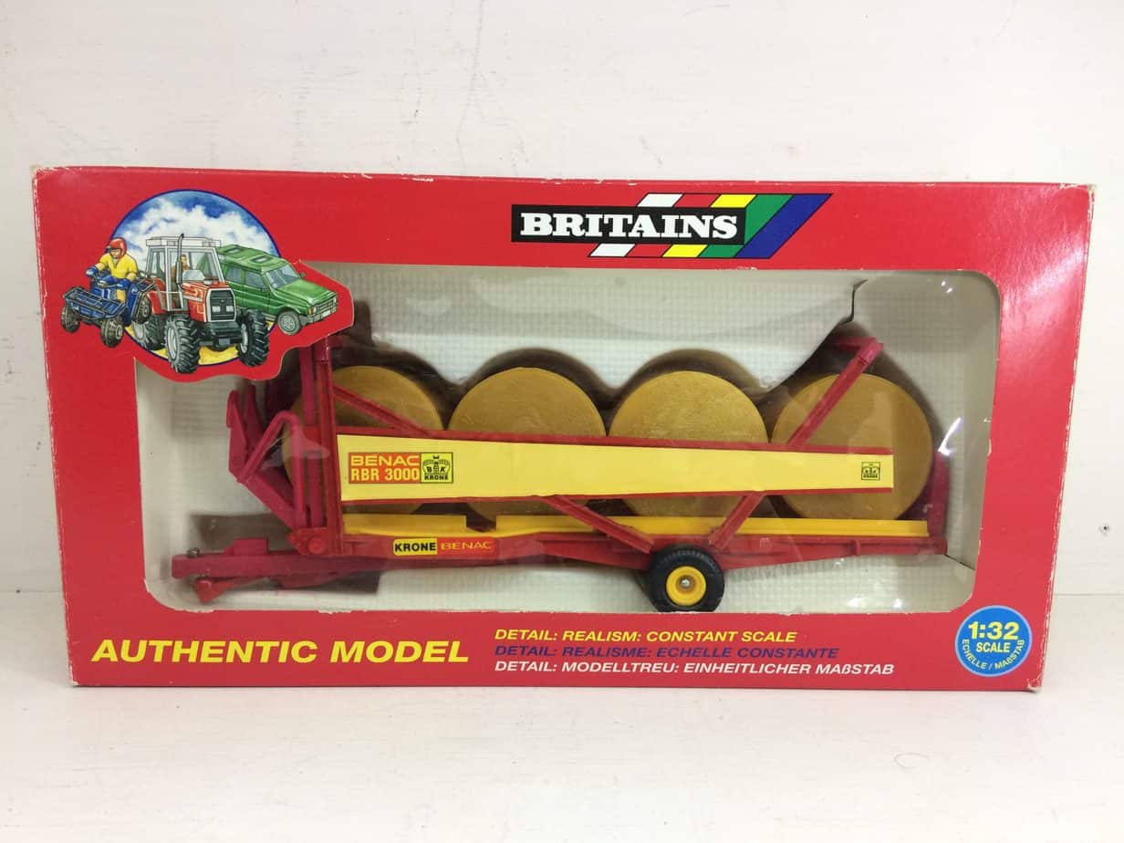 Vintage Britains "Krone" Round Bale Wagon