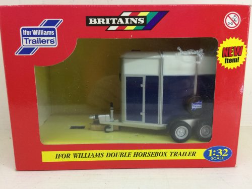 Britains IFor Williams Double Horsebox Trailer