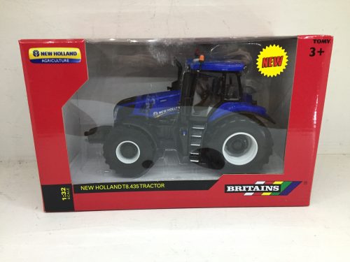 Britains New Holland T8.435 Tractor
