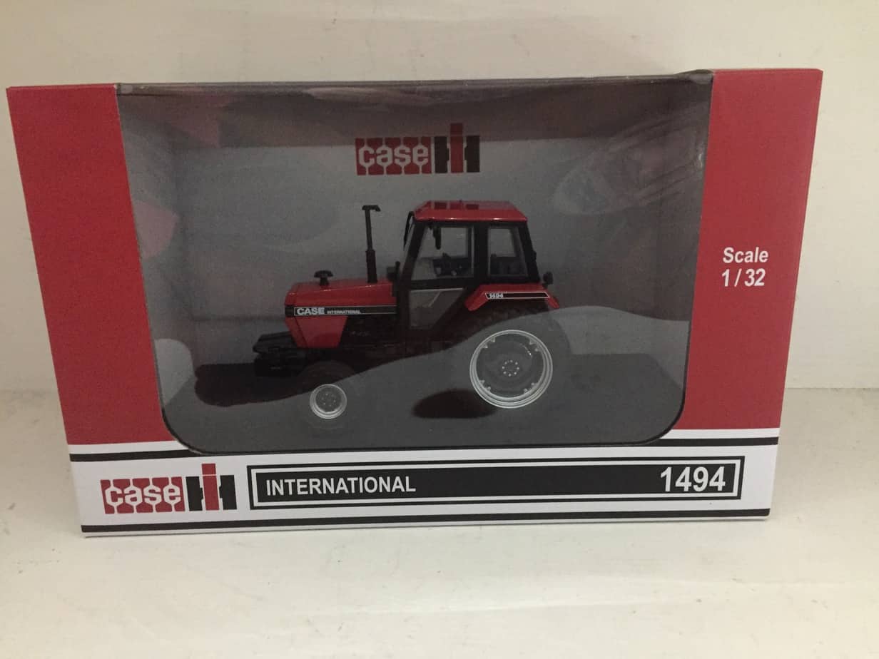 Universal Hobbies Case International 1494 2WD