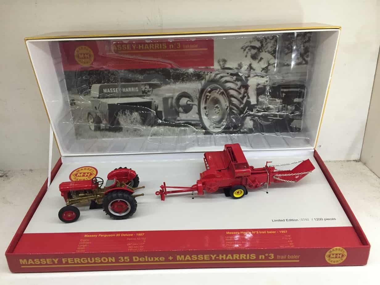 Universal Hobbies Massey Ferguson n3 Trail Baler With Massey Ferguson 35 Deluxe