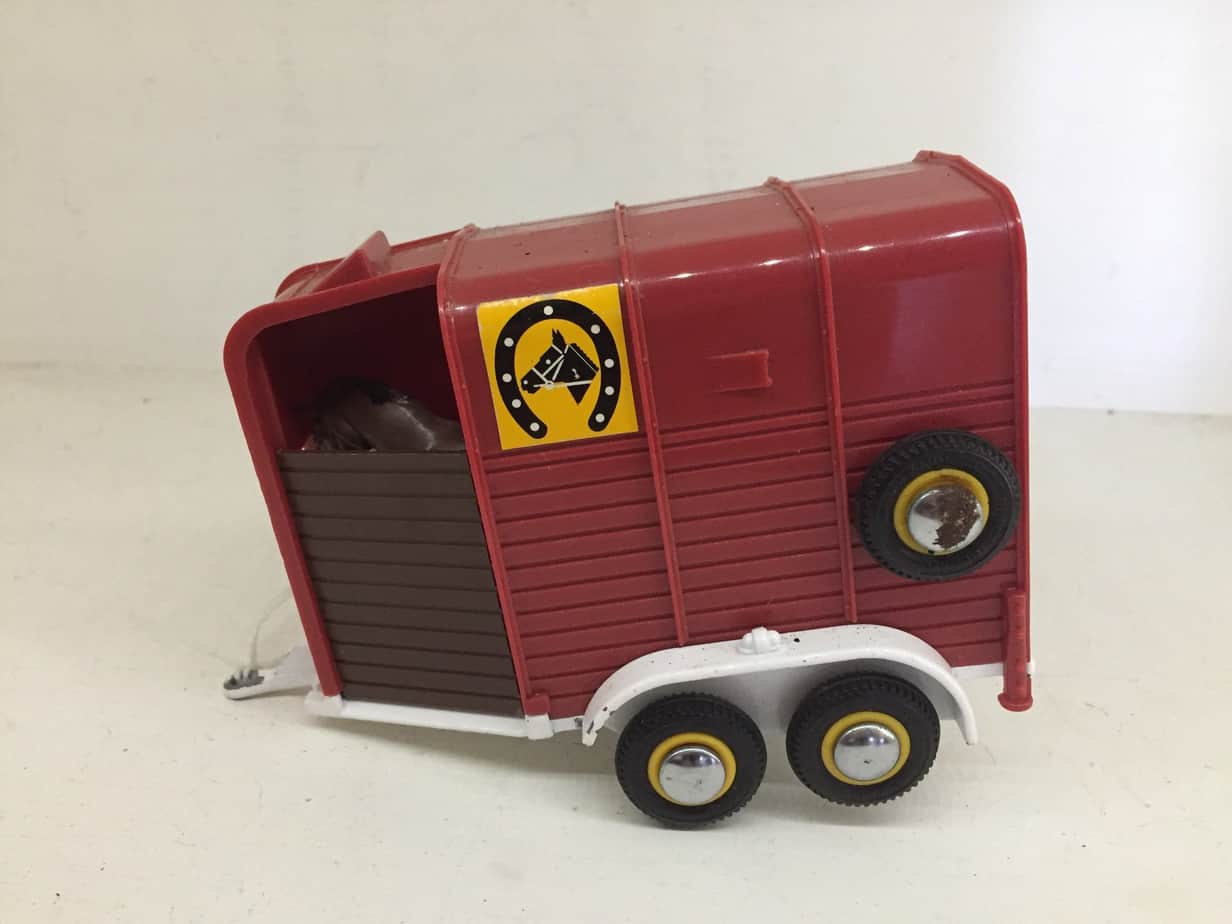 Vintage Britains Beaufort Double Horse Box Trailer Red