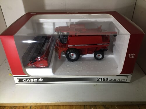 Universal Hobbies Case IH 2188 Axial-Flow