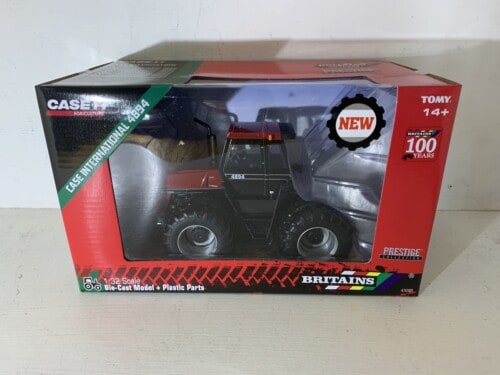 Britains Case International 4894