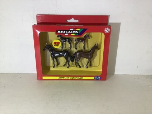 Britains Farmyard Horse Set