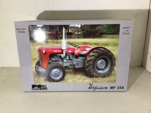 Universal Hobbies Massey Ferguson MF 35X