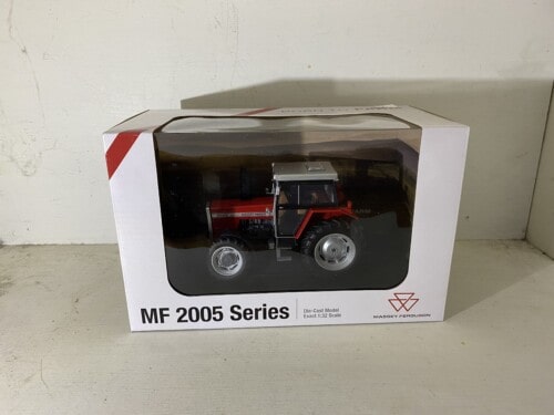 Universal Hobbies Massey Ferguson 2625