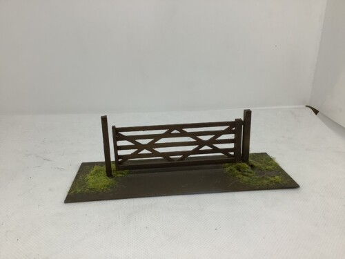 3D Printed Standing Gate and Post Kit
