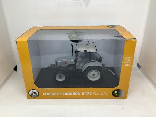 Universal Hobbies Massey Ferguson 5470 Fauchi