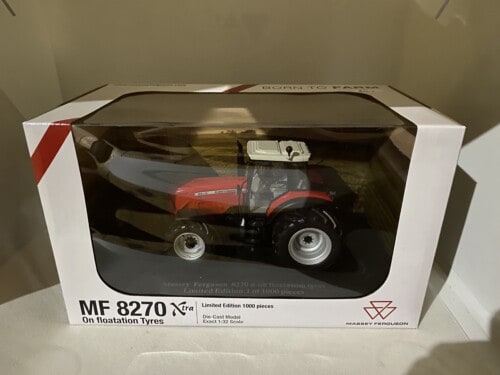 Universal Hobbies Massey Ferguson 8270 Xtra On Floatation Tyres
