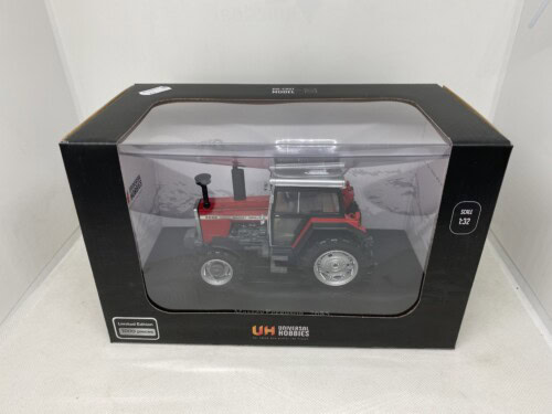 Universal Hobbies Massey Ferguson 2685