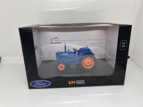 Universal Hobbies Fordson Dexta - 1960
