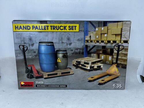MiniArt Hand Pallet Truck Set
