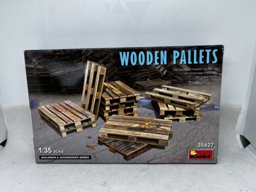 MiniArt Wooden Pallets
