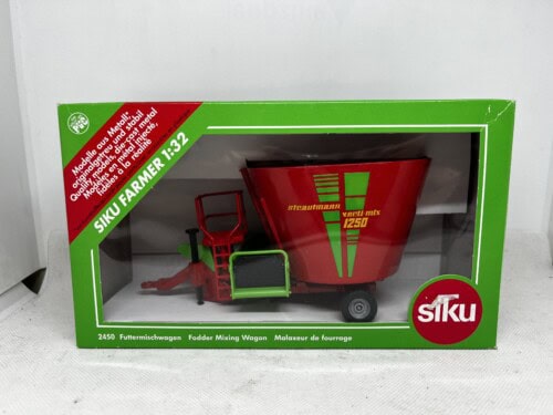 Siku Fodder Mixing Wagon