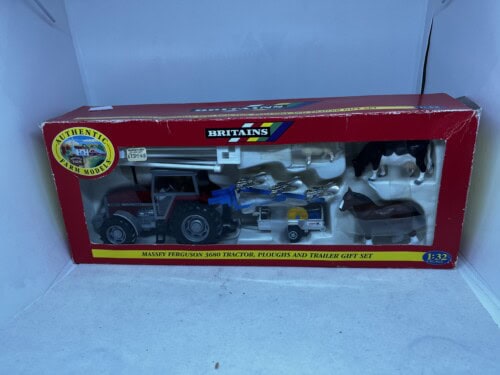 Britains Massey Ferguson 3680 Tractor, Ploughs and Trailer Gift Set