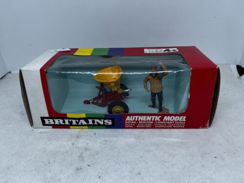 Britains Vicon Vari Spreader