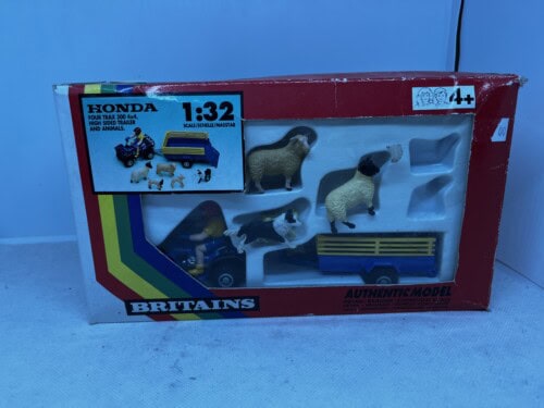 Britains Honda Four Trax 300 4x4 High Sided Trailer and Animals