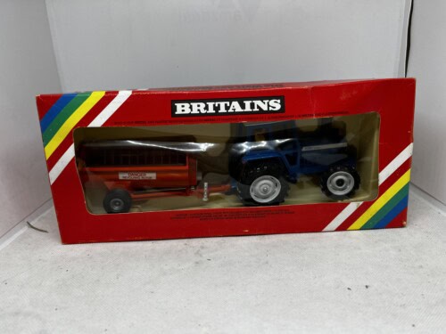 Britains Ford TW-20 with Howard Rotary Spreader