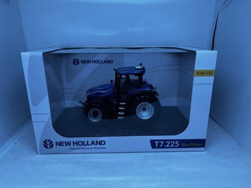 Universal Hobbies New Holland T7.225 Blue Power