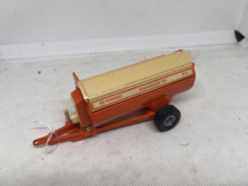 Britains Howard Rotaspreader 155