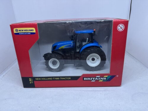 Britains New Holland T7060 Tractor
