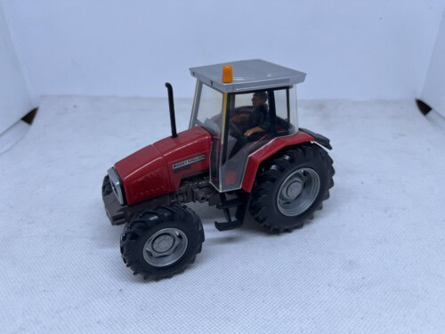 britains massey ferguson 6140