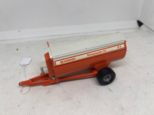 Britains Howard Rotaspreader 155
