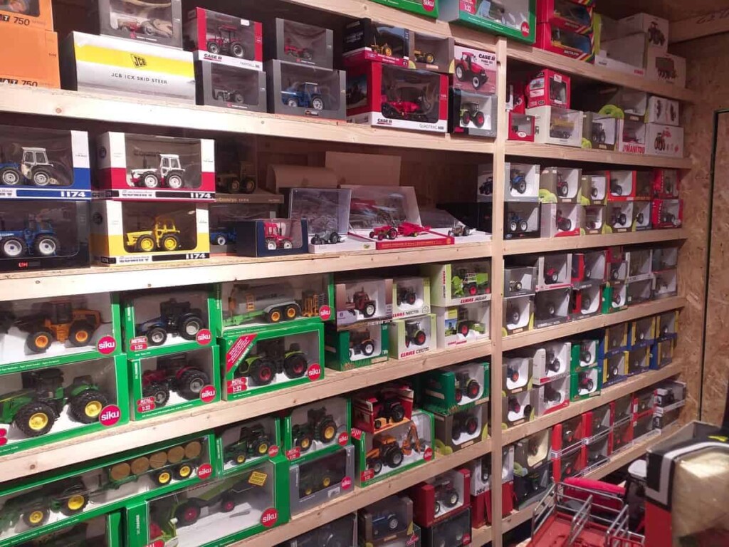 edward white models shop 1