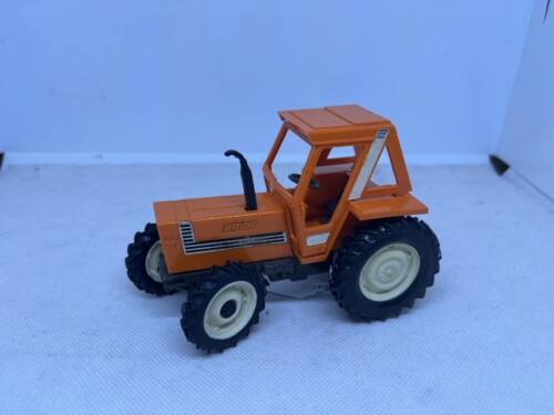 britains fiat 880 dt