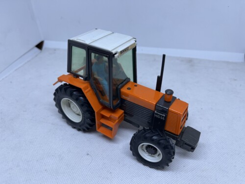 britains renault 145 14